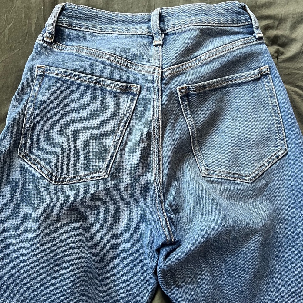 Old Navy Women's Higher High Rise OG Straight Buttonfly Medium Wash Denim 2P